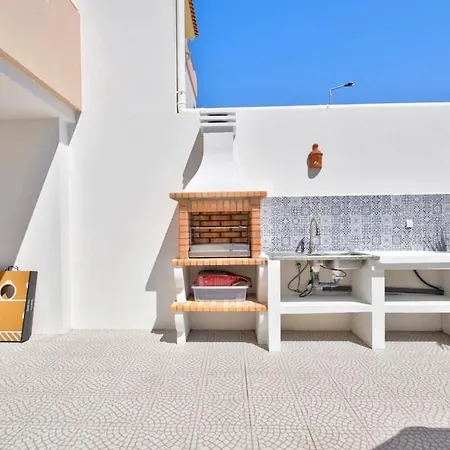 Lagosta House